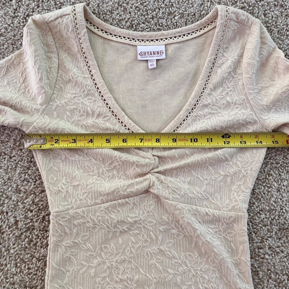 Shyanne Top XS Cream Textured Knit Bell Sleeve Boho Western Festival Romantic - Picture 4 of 8